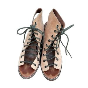 Free People Lace up Chunky Heel, Size 10